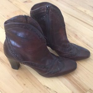 Sesto Meucci- Chocolate Brown Boots